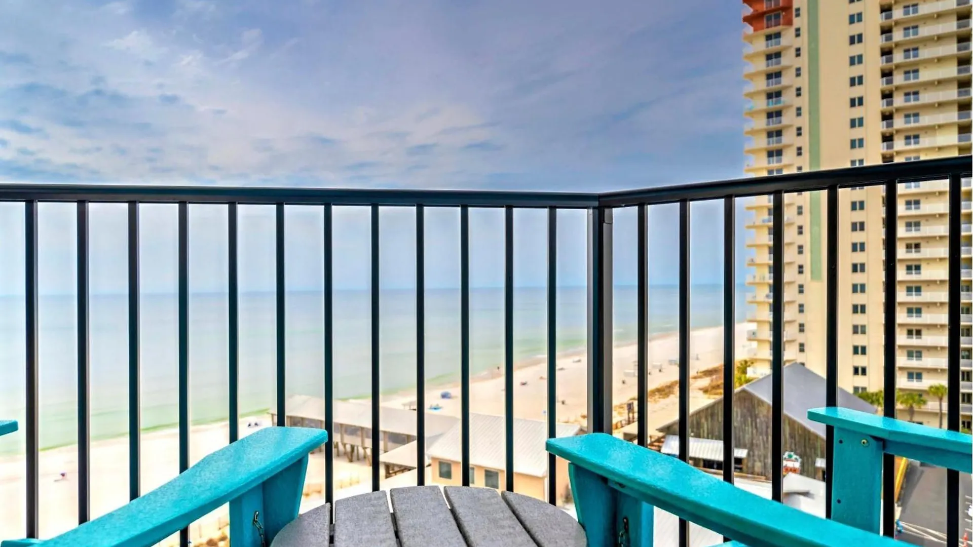 Sunbird Resort! Stunning Remodeled Beachfront Condo! Free Beach Chair Service! By Dolce Vita Pcb! 巴拿马城 0*,