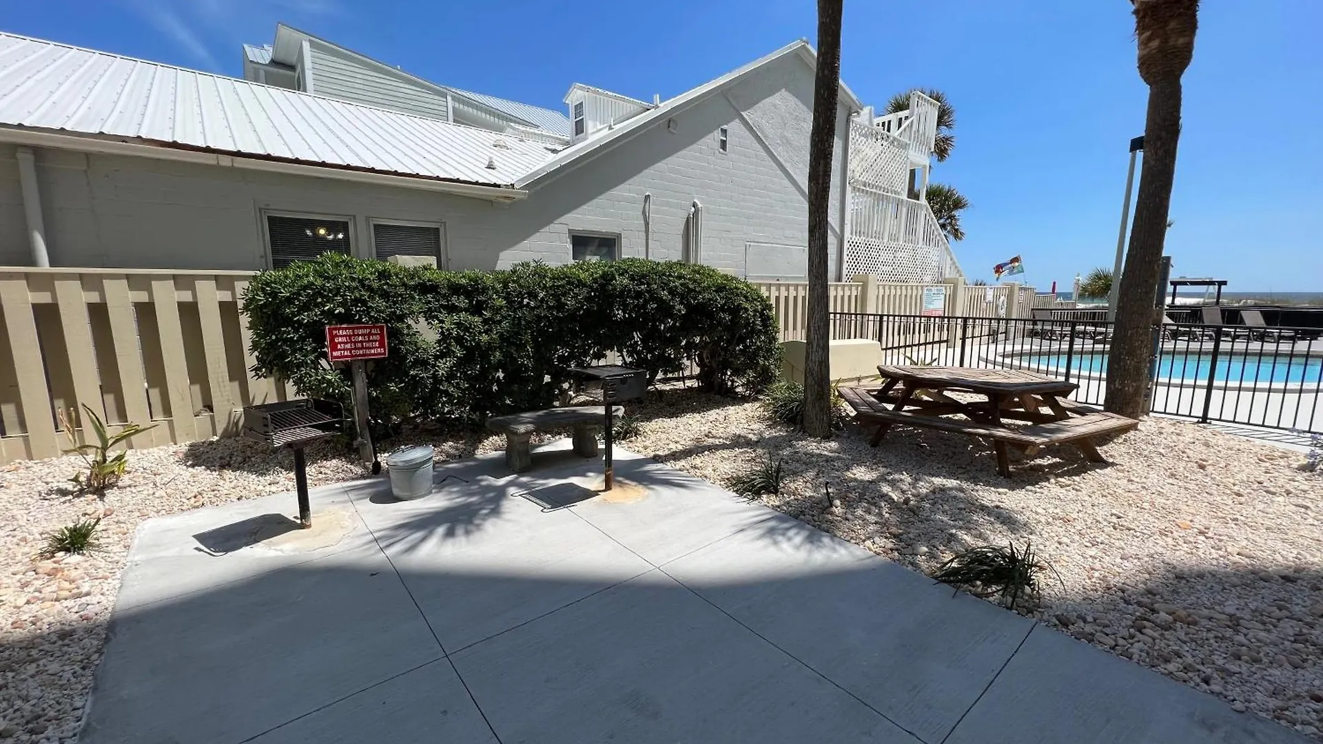 Sunbird Resort! Stunning Remodeled Beachfront Condo! Free Beach Chair Service! By Dolce Vita Pcb! Panama City Beach 0*,