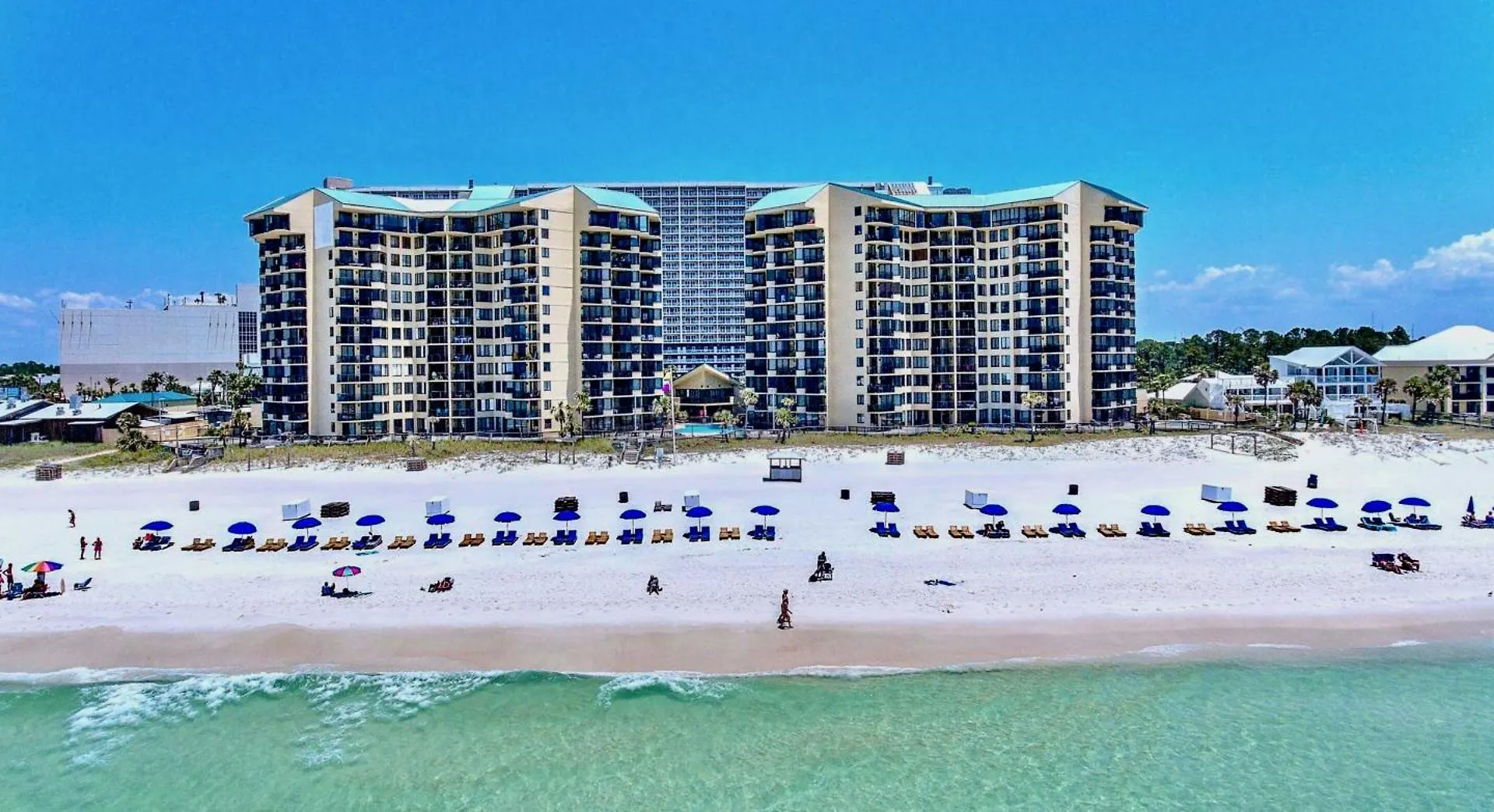 アパート Sunbird Resort! Stunning Remodeled Beachfront Condo! Free Beach Chair Service! By Dolce Vita Pcb! パナマシティービーチ